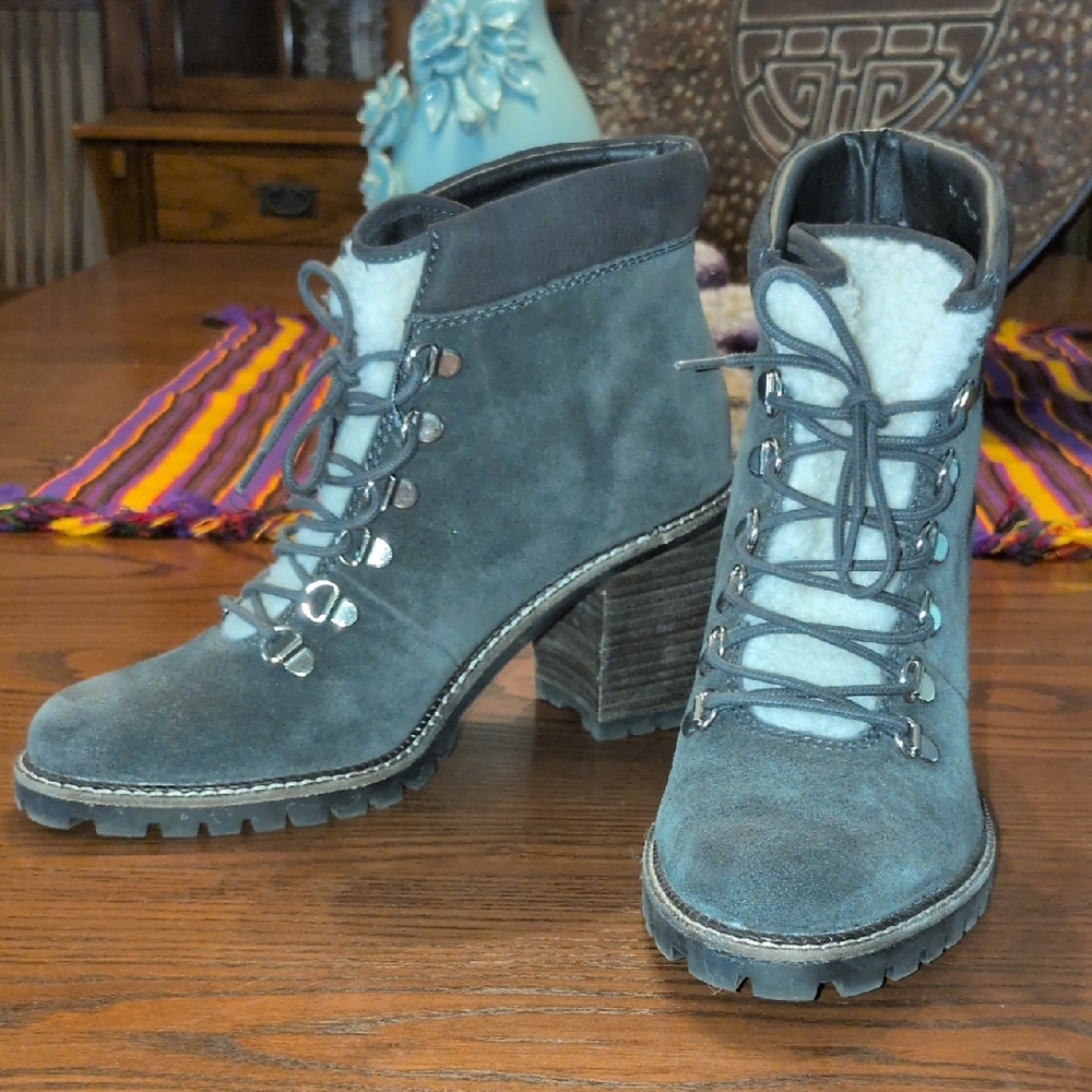Dolce Vita 9 Gray Suede Women's Boots